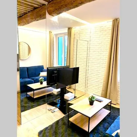 T3 Cosy Au Coeur Du Vieil - Climatise Appartement Antibes